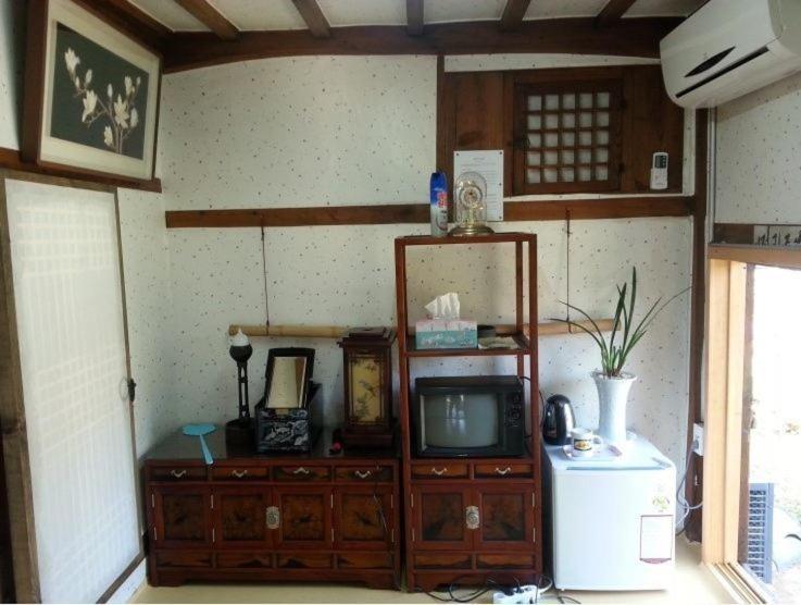 ホテル Goseong Choi Pilgan'S Old House 部屋 写真