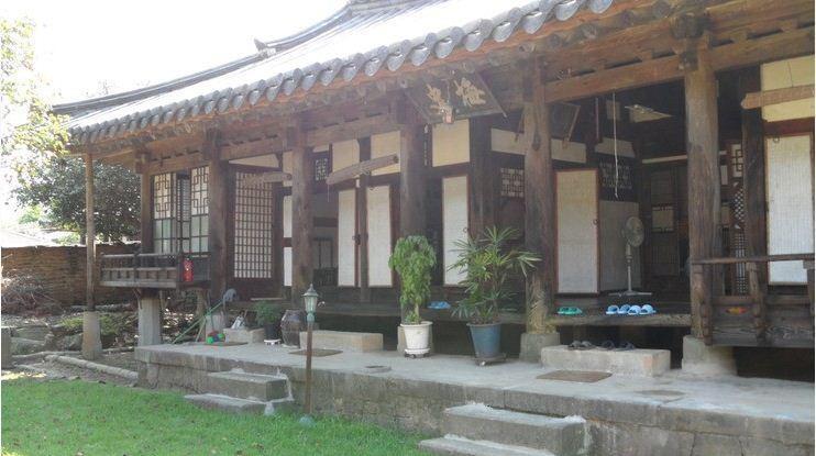 ホテル Goseong Choi Pilgan'S Old House エクステリア 写真