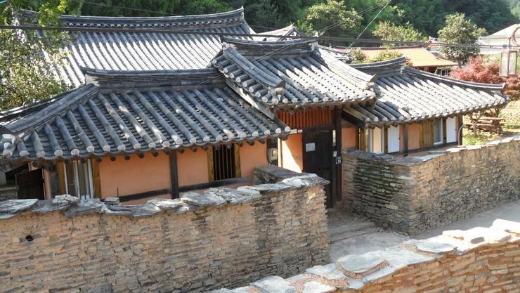 ホテル Goseong Choi Pilgan'S Old House エクステリア 写真